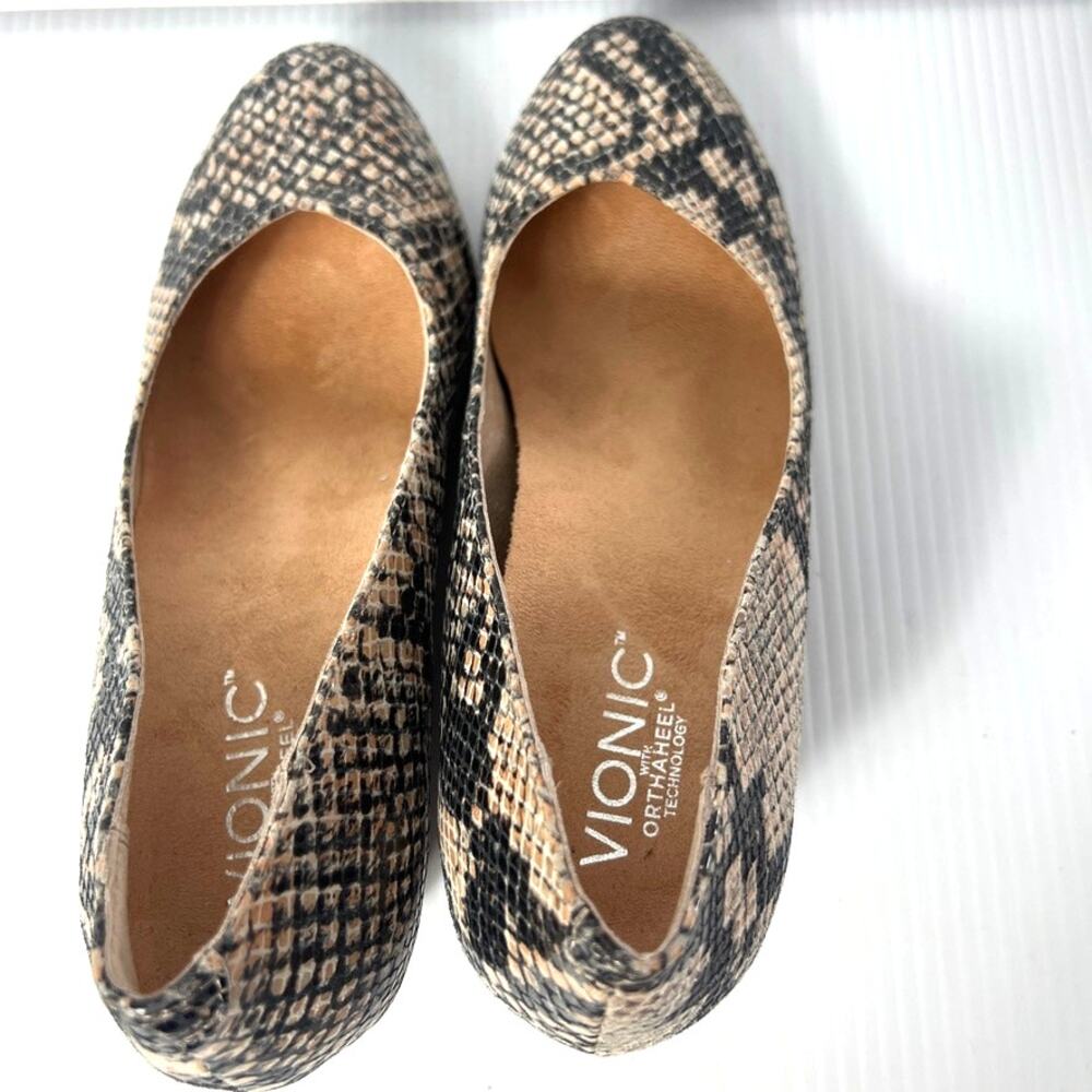 Vionic Antonia Embossed Leather Close Toe Wedges Snakeskin Print Women Size 7.5 - Picture 5 of 8
